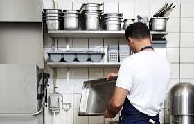 empleo de lavaplatos