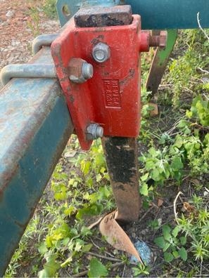 cultivador con depósito de abonado