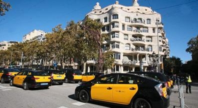 SE BUSCA TAXISTA TURNO DIA