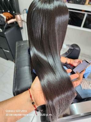 ofrezco  servicio de peluquería y uñas