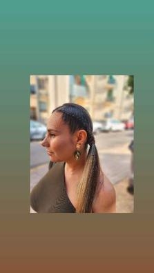 ofrezco  servicio de peluquería y uñas