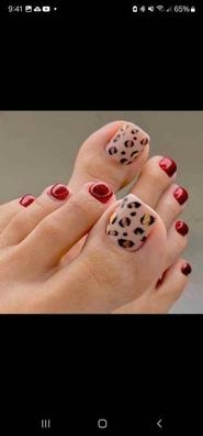 ofrezco  servicio de peluquería y uñas