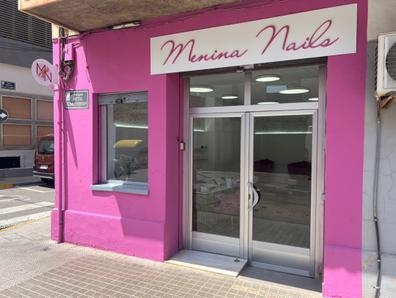 puesto de manicurista y pedicurista