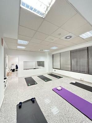 Alquilo sala para yoga o pilates