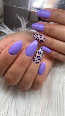 se necesita manicurista con experiencia