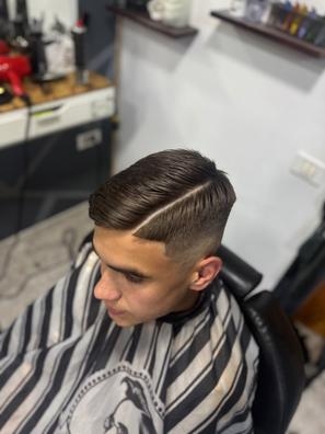 Se buscan barberos con clientela