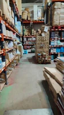 Trabajador de vacio de mercancias