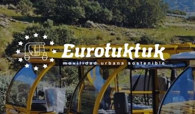 Guía turístico en Tuk tuk por Madrid