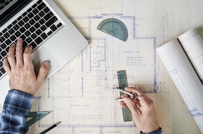 ? Oferta de Empleo: Arquitecto/a
