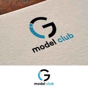MODELO FEMENINA ROPA PARA GYM