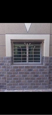 Montage de rejas de ventanas aluminio