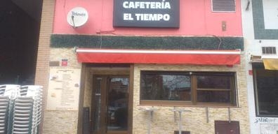 se busca camarera latina en Fuenlabrada