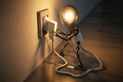 Electricista oficial de 1ª  y de 2ª