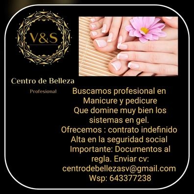 manicurista con experiencia