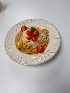 AYUDANTE DE COCINA LEA CON ATENCION