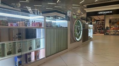 dependiente perfumeria san juan aznal.