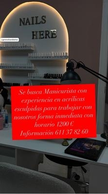 manicurista especializada en esculpidas