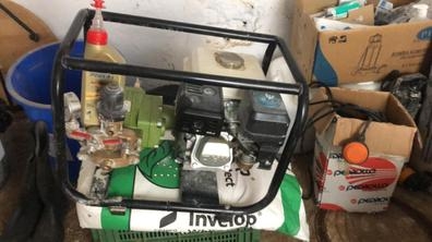 Depósito de agua con motor de presión