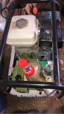Depósito de agua con motor de presión
