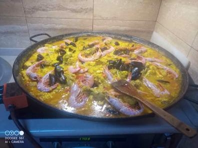 Equipo cocinera con ayudante