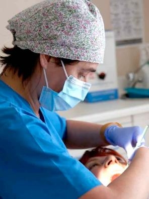 HIGIENISTA DENTAL