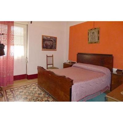 Casa con 2 plantas y Garajes en el centro de Albacete.