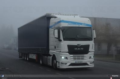 CONDUCTOR TRÁILER TAUTLINER