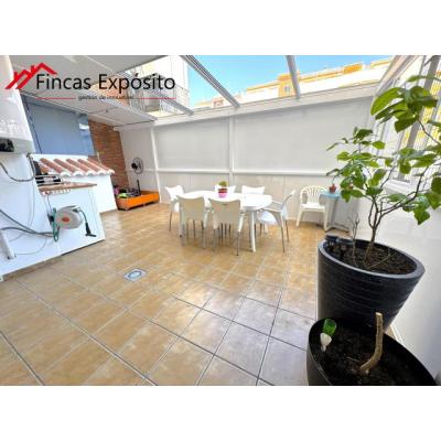 SE VENDE PISO
