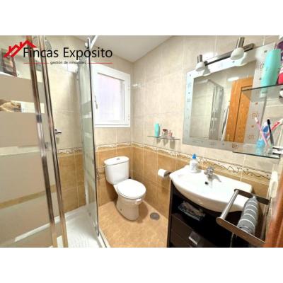 SE VENDE PISO
