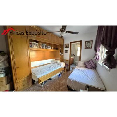 SE VENDE PISO