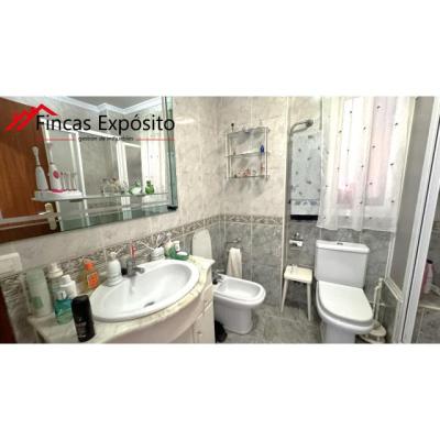 SE VENDE PISO