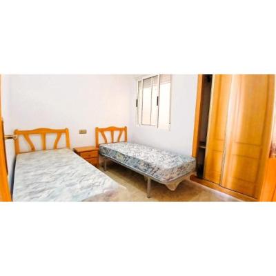 Venta apartamento 2d con piscina los montesinos