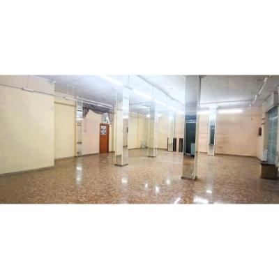 Alquiler local 140 m2 esquina Torrevieja