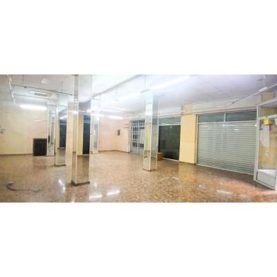 Alquiler local 140 m2 esquina Torrevieja