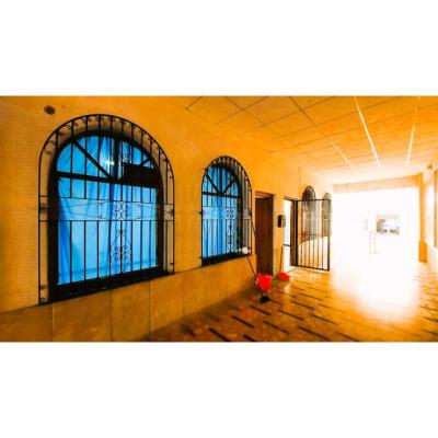 Alquiler local oficina 40 m2 playa Torrevieja
