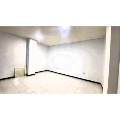 Alquiler local oficina 40 m2 playa Torrevieja