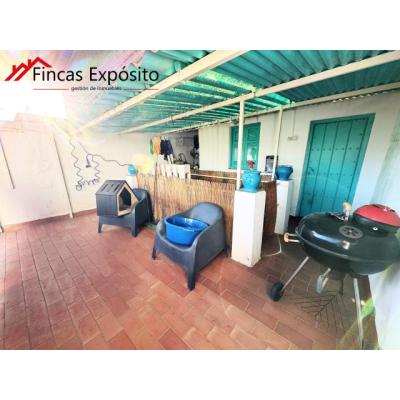 SE VENDE CASA