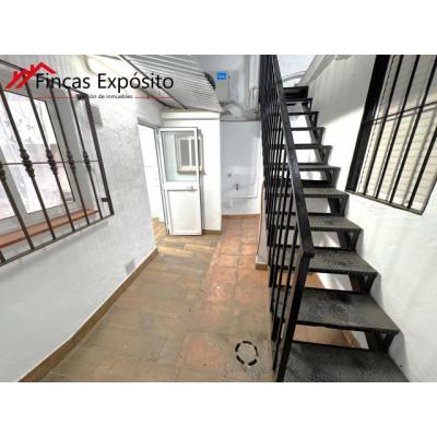 SE VENDE CASA