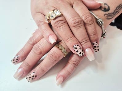 se busca urgente pedicurista