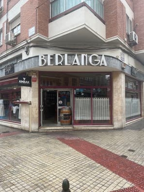 Se necesita camarero