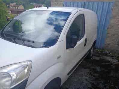 mecanico para repara un fiat fiorino