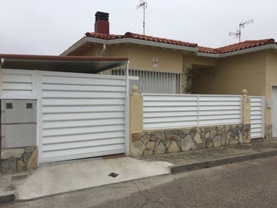 Oficial de cerrajeria y soldador