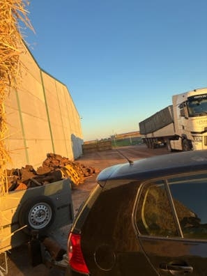 Se ofrece puesto de chofer C+E