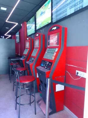 Personal Salon de Juego Rociana