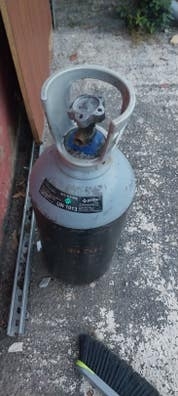 vendo bombona CO2 caña
