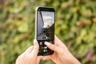 Se busca imagen de negocio  videos
