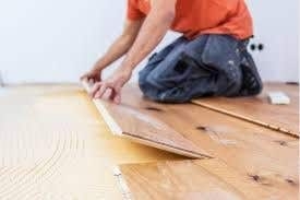 PARQUETISTA DE LAMINADO Y VINILO