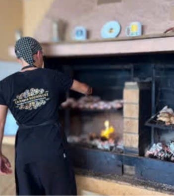 Se necesita COCINERO para PARRILLA