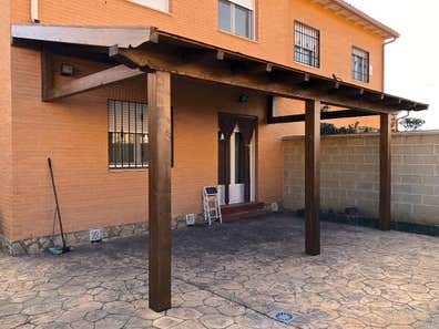 Ayudante para montaje de porche