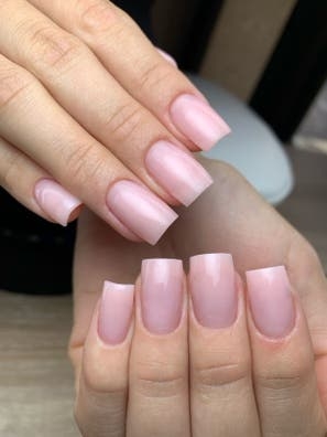 Busco manicurista